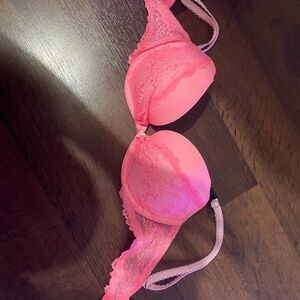 VINTAGE BOMBSHELL 2000S VICTORIA SECRET PUSH UP